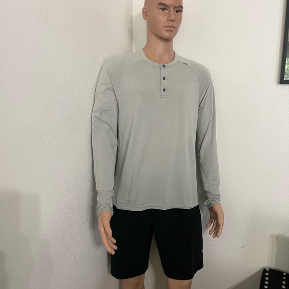 Lululemon" Metal Vent Tech Long Sleeve - Picture 2 of 14